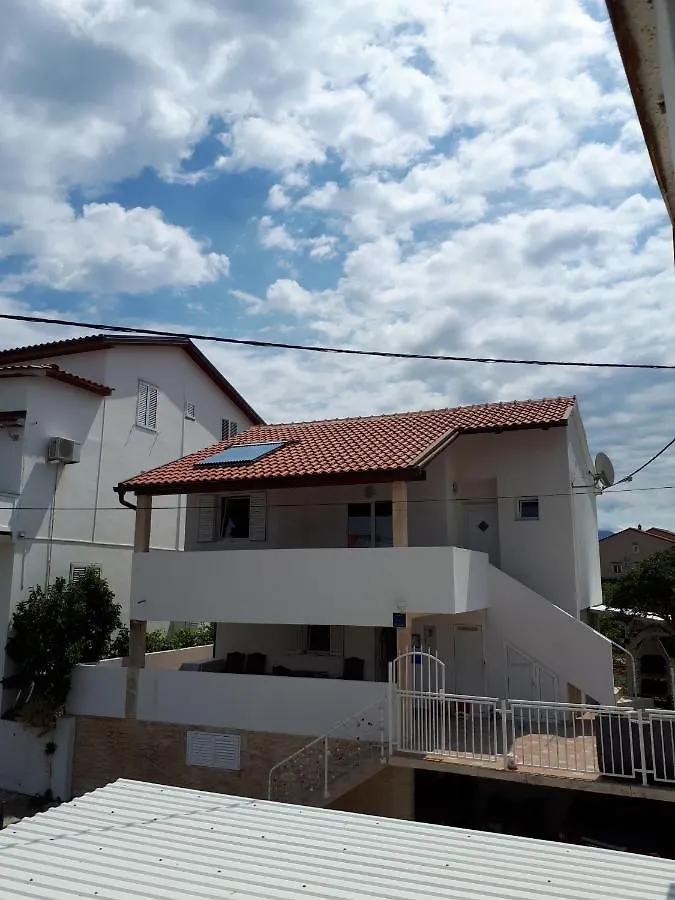 Apartman Somun Lopar Croaţia